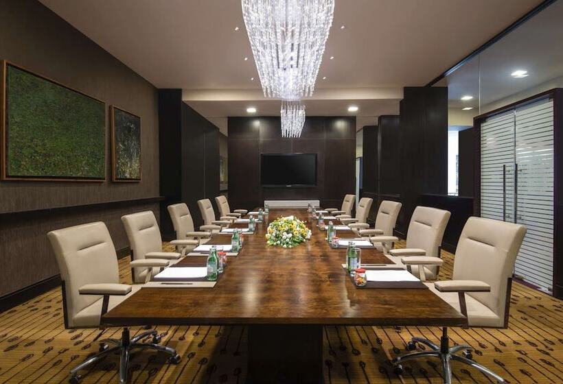 Kempinski Hotel Gold Coast City