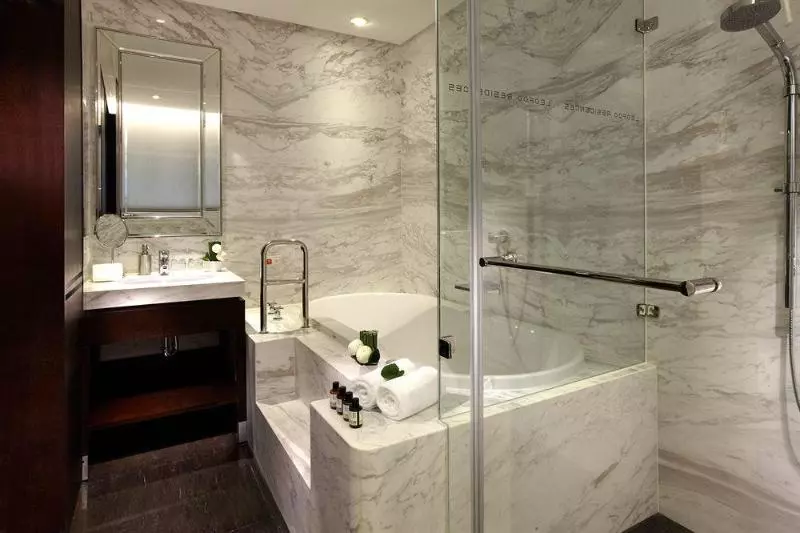 هتل Leofoo Residences