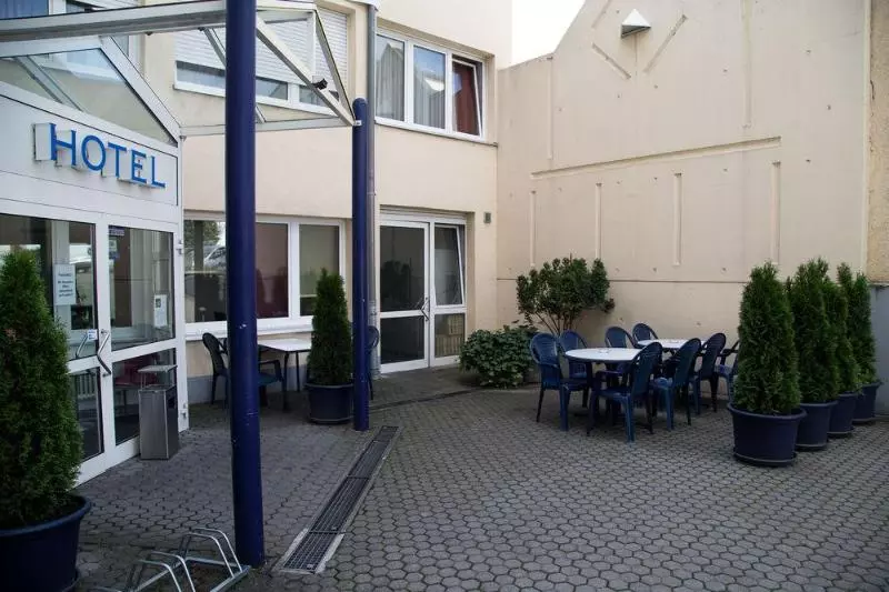 酒店 Leomar Flatrate