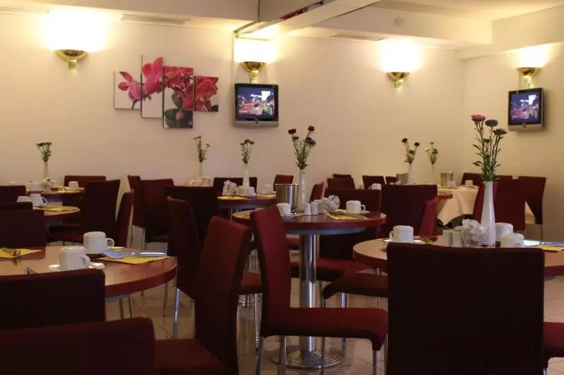 酒店 Leomar Flatrate