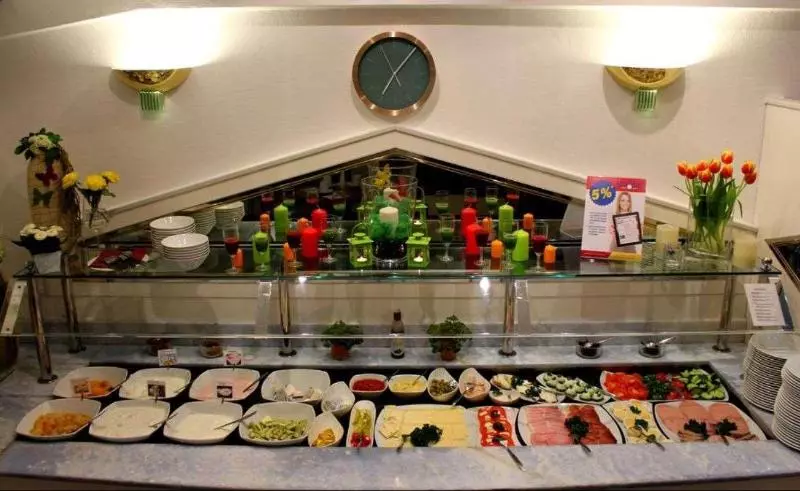 酒店 Leomar Flatrate