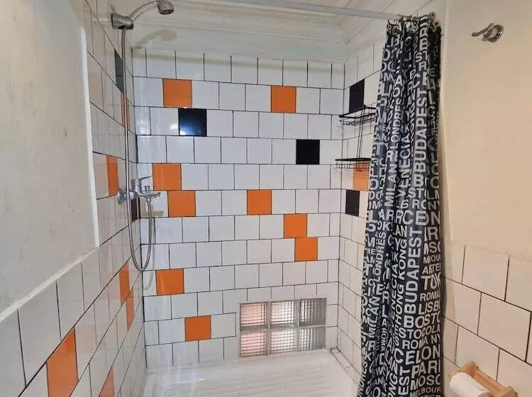 Hotelli Maki Hostels & Suites Valparaiso