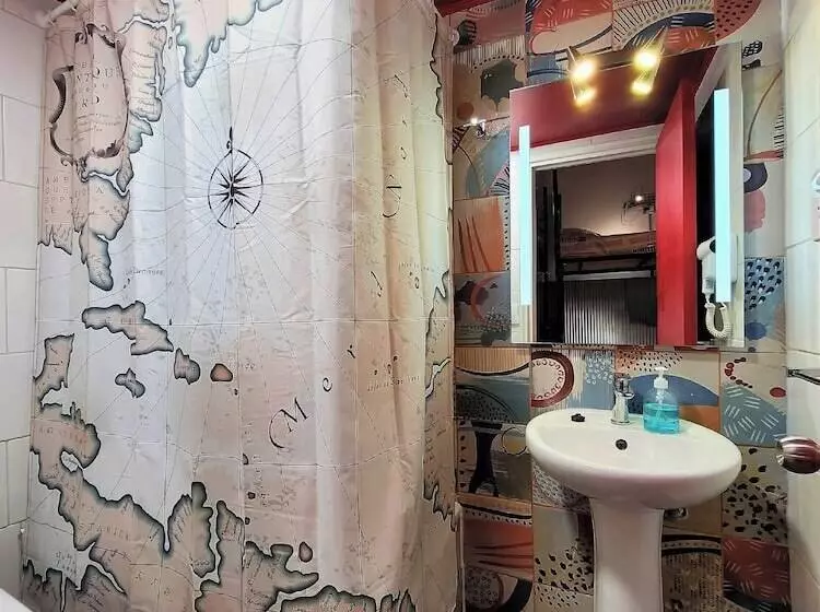 Hotelli Maki Hostels & Suites Valparaiso