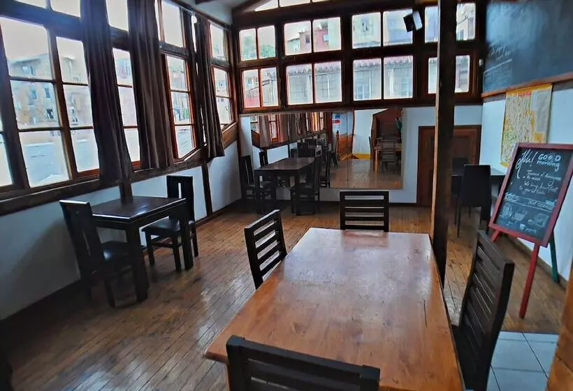 Hotelli Maki Hostels & Suites Valparaiso