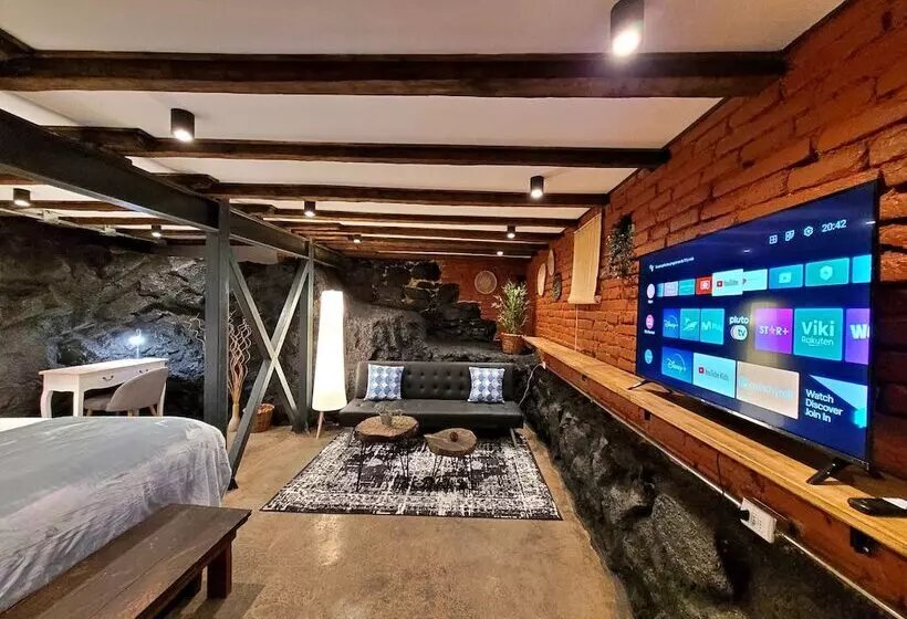 Hotelli Maki Hostels & Suites Valparaiso