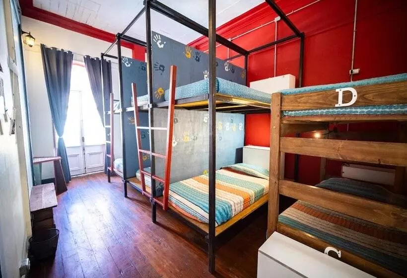 Hotelli Maki Hostels & Suites Valparaiso