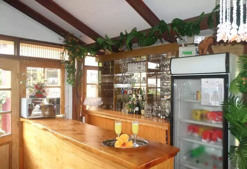 ホテル Mataveri Inn