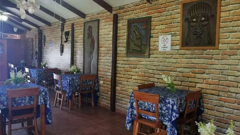 ホテル Mataveri Inn