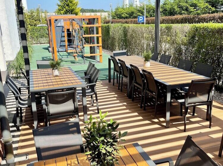 בית מלון כפרי Mercure Wiazowna Brant