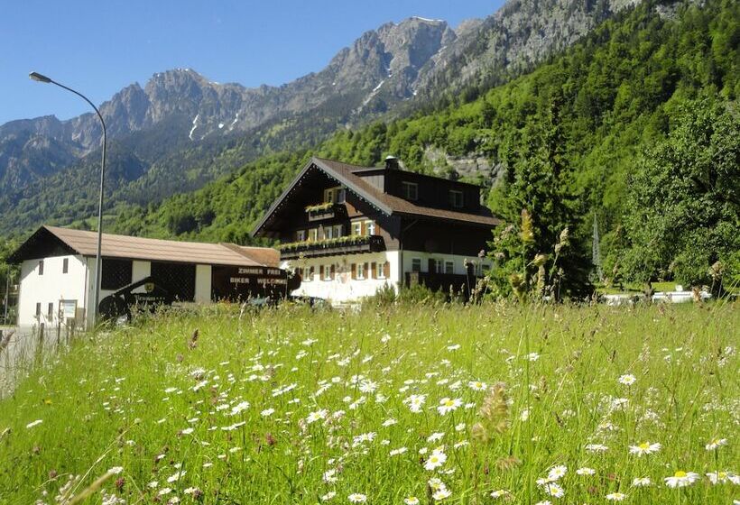 Отель Walch S Camping & Landhaus