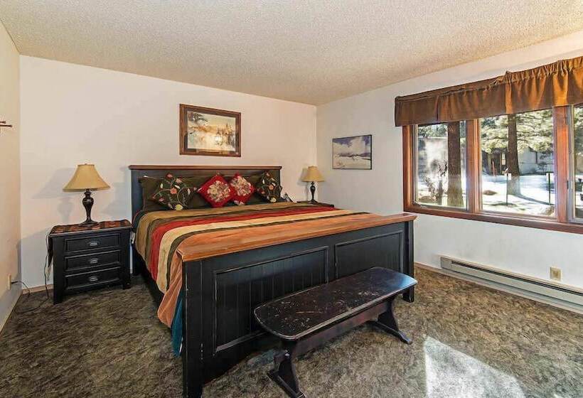 酒店 Winterset #02 Shared Hot Tub & Pool!