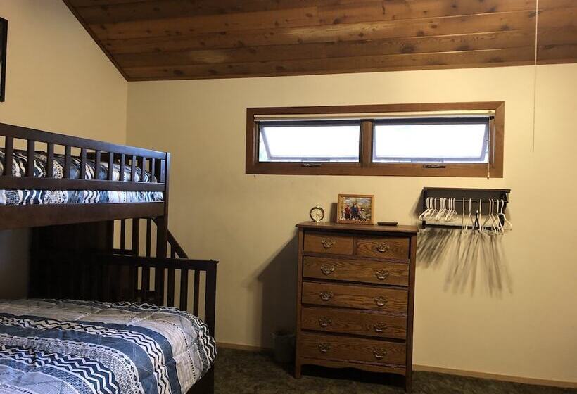 酒店 Winterset #02 Shared Hot Tub & Pool!