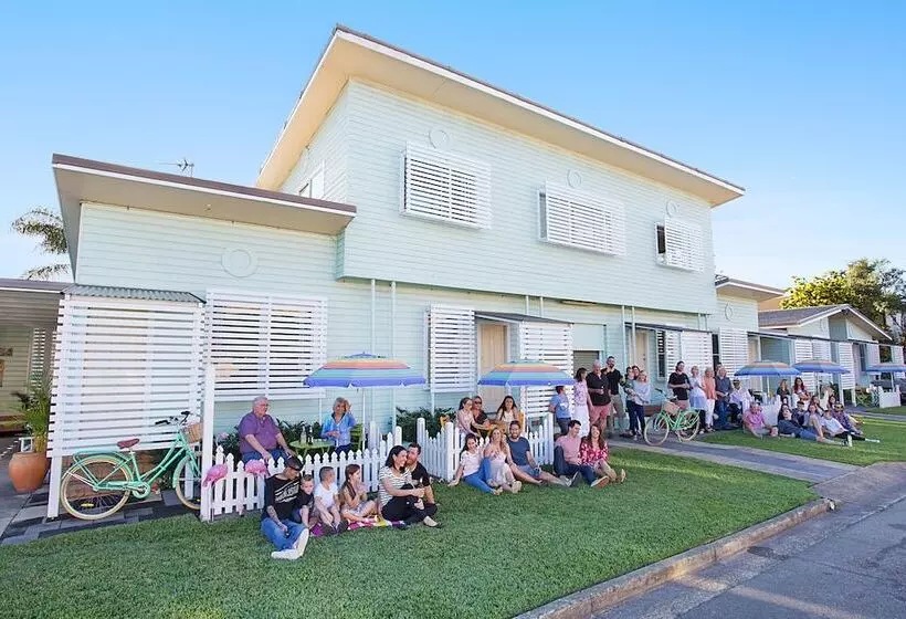 La Costa Beachside Motel