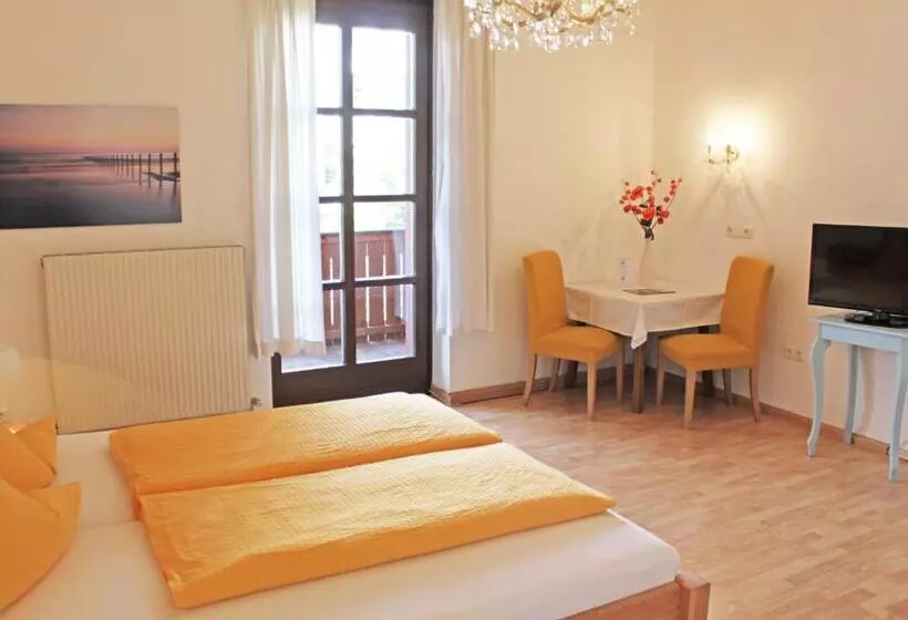 Pension Stoi Budget Guesthouse