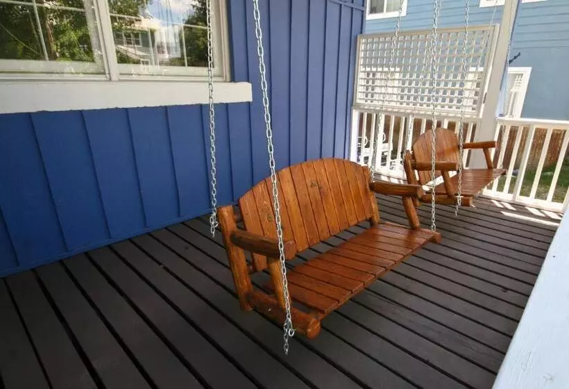 Purple Mountain Bed & Breakfast & Spa