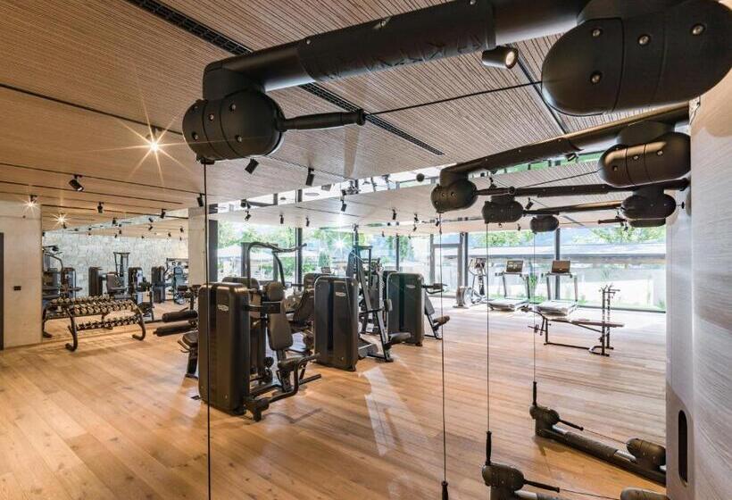 Sport  Und Wellnesshotel Held 4 Sterne Superior