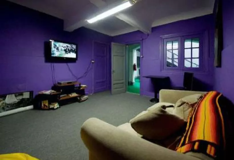 Terra Extremus Hostel