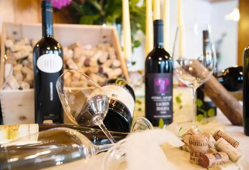 Aamiaismajoitus (B&B) Mountain Residence Alpenhof   Company Hotel Alpenhof Kg Sas Der Gasser Renate