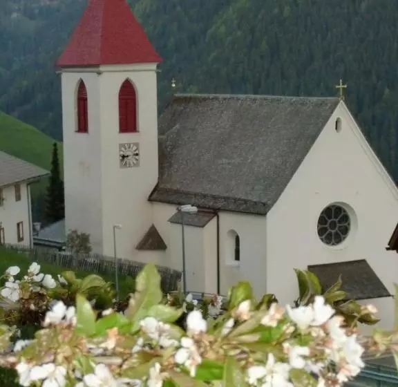 Aamiaismajoitus (B&B) Mountain Residence Alpenhof   Company Hotel Alpenhof Kg Sas Der Gasser Renate