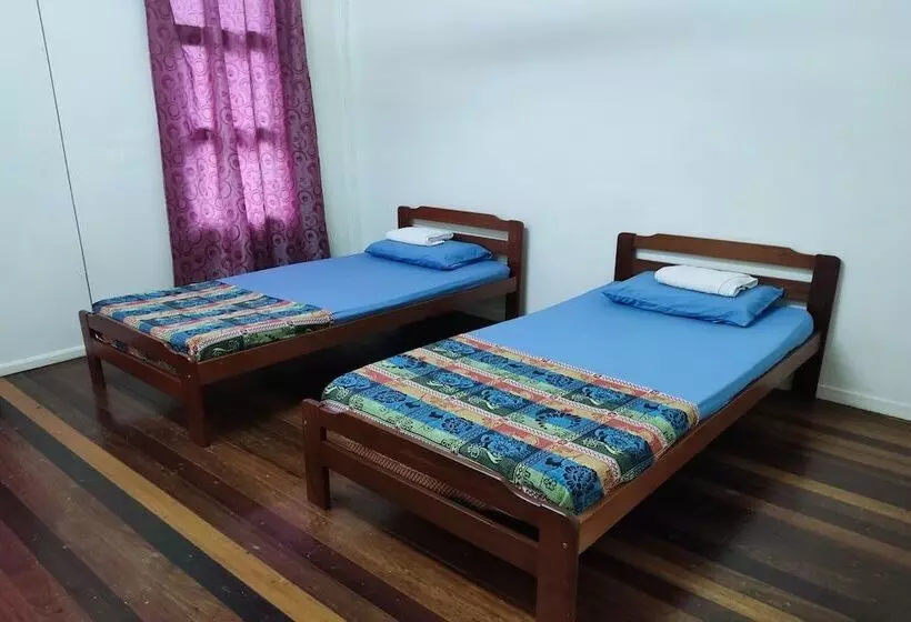 Hotelli Oyo 90396 Mahua Rainforest Paradise