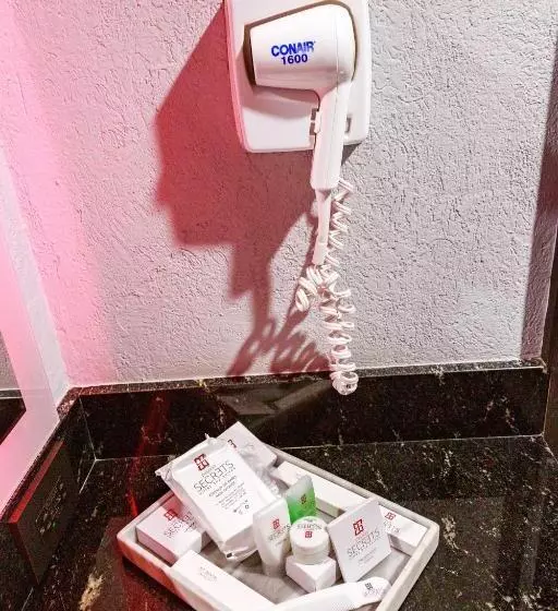 هتل Passion Secrets Villas And Suites