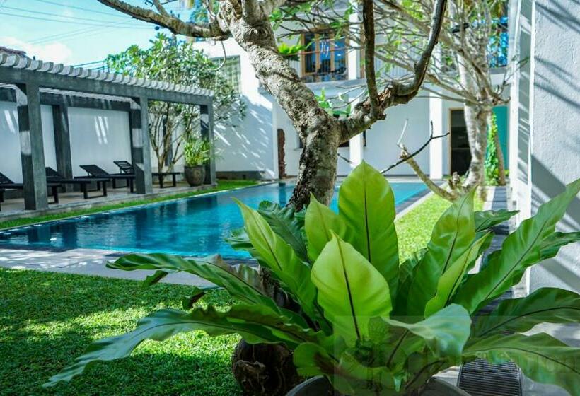 Отель Temptation