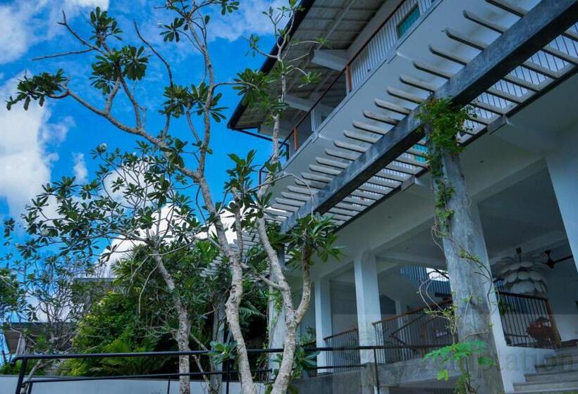 Отель Temptation