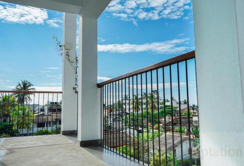 Отель Temptation