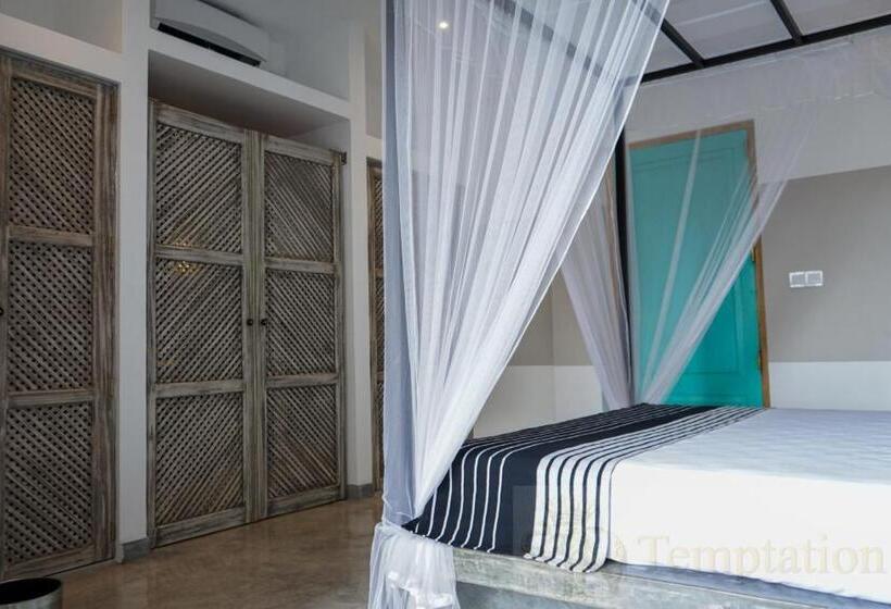 Отель Temptation