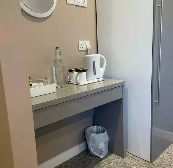 Hotelli The Skye Bridge