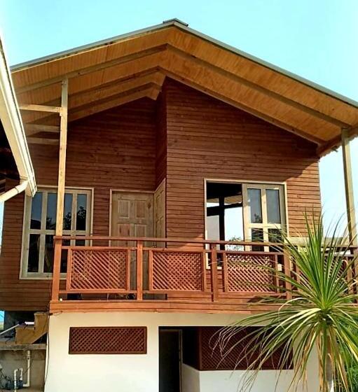 پانسیون Hostal Blood Moon