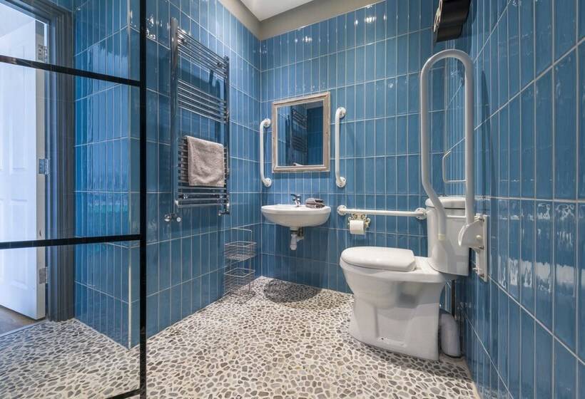 פנסיון Sailors Rest