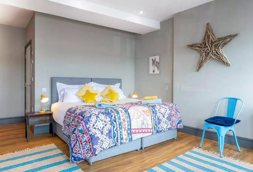 Majatalo Sailors Rest