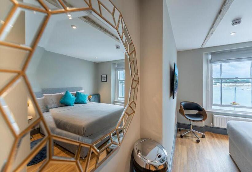 פנסיון Sailors Rest