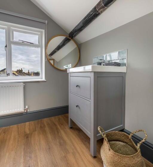 פנסיון Sailors Rest