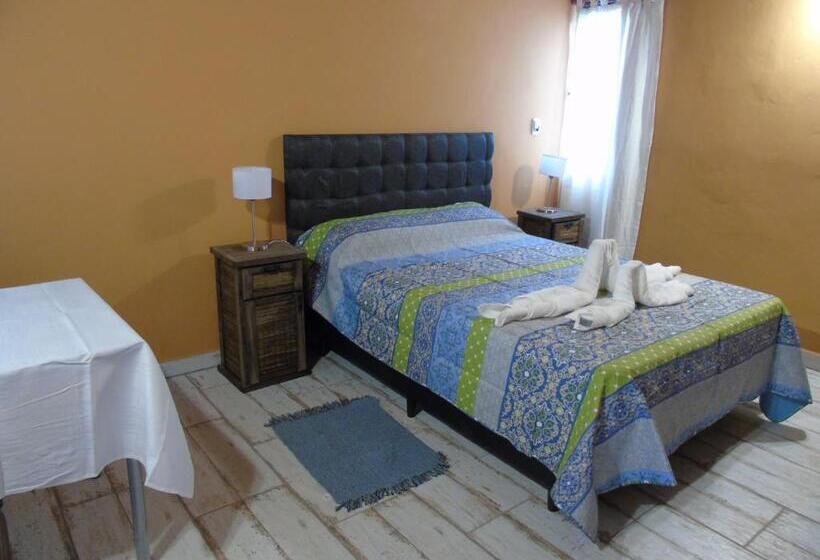 הוסטל Bella Luna Posada & Suite