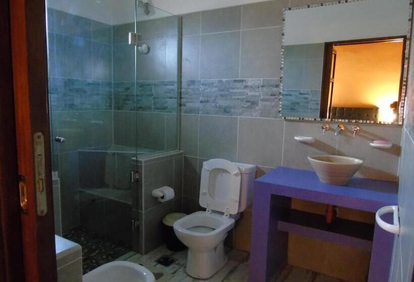 הוסטל Bella Luna Posada & Suite