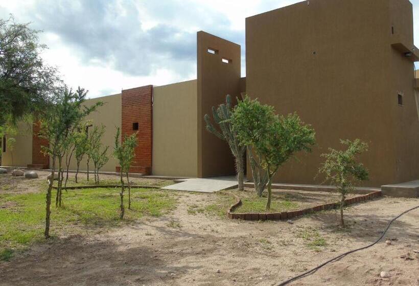 הוסטל Bella Luna Posada & Suite