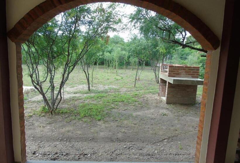 הוסטל Bella Luna Posada & Suite