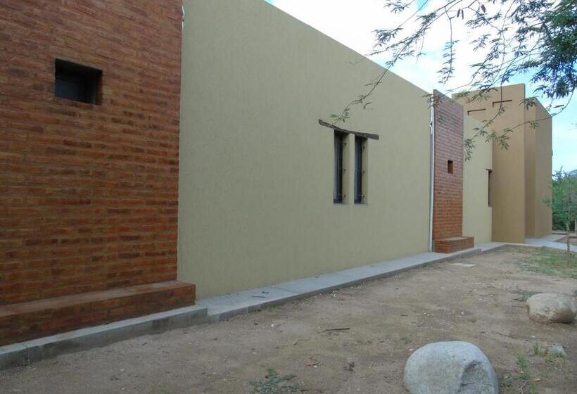 הוסטל Bella Luna Posada & Suite