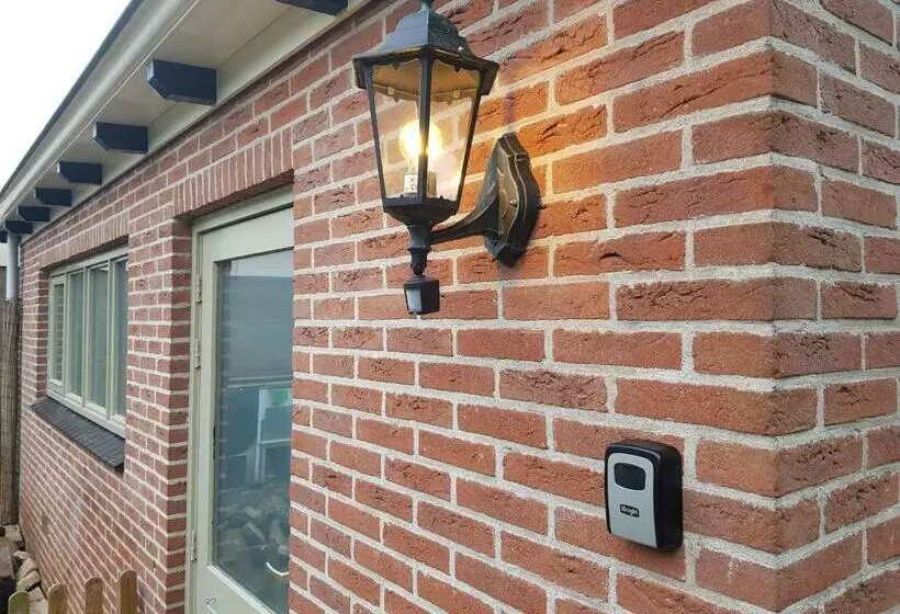 Aamiaismajoitus (B&B) Bnbheerhugowaard