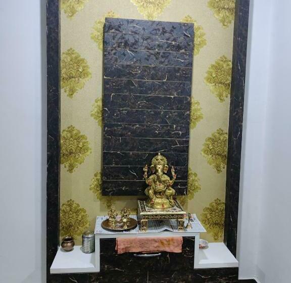 فندق Rest And Leaf