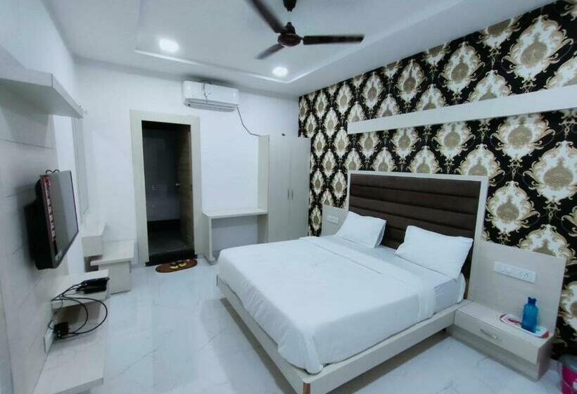 فندق Rest And Leaf