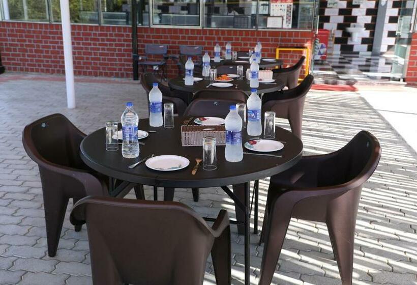 Hotel S K International Innn