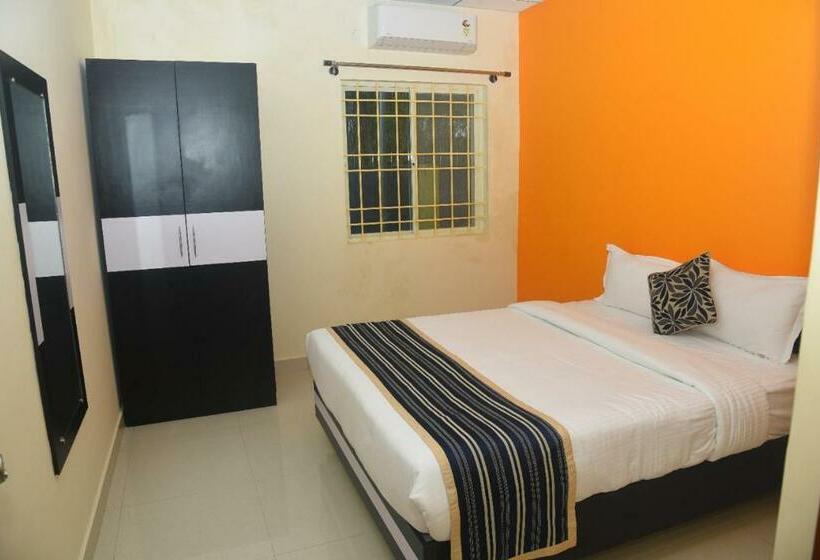 Hotel S K International Innn