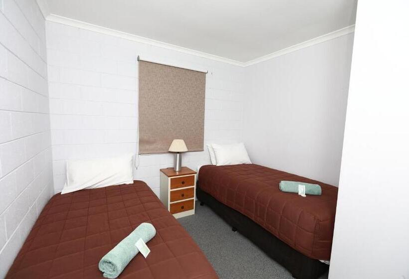 מוטל Albatross Motor Inn