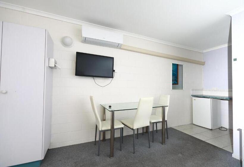 מוטל Albatross Motor Inn