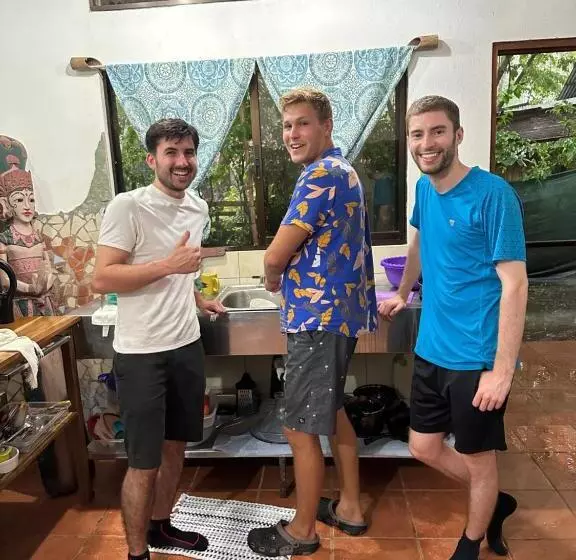 Majatalo Luminosa Uvita Hostel