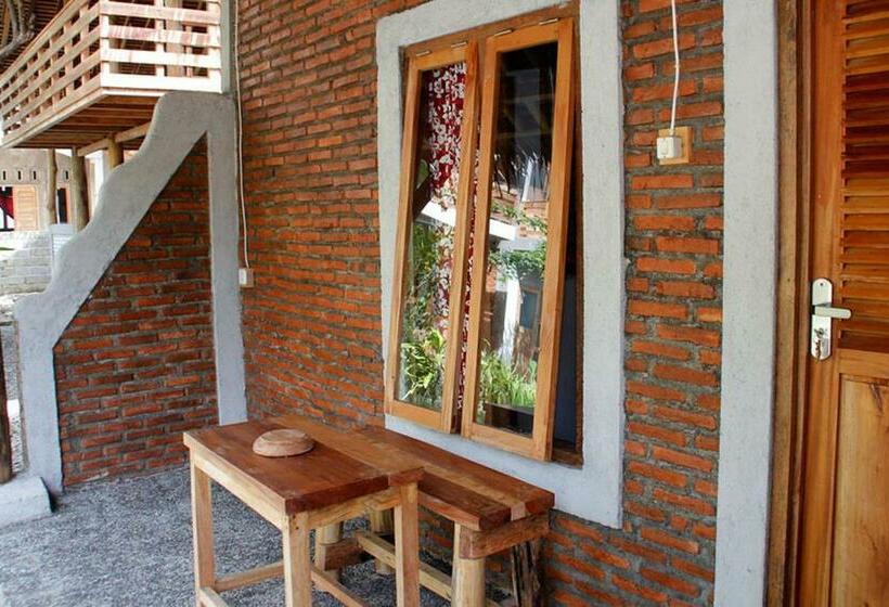 פנסיון Pondok Cowet Batu Karas