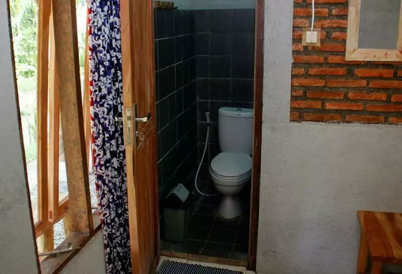 Majatalo Pondok Cowet Batu Karas